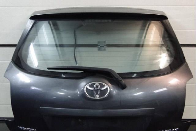 Do koszyka Drzwi tylne (bagażnika 3/5) Toyota Auris JPP E15