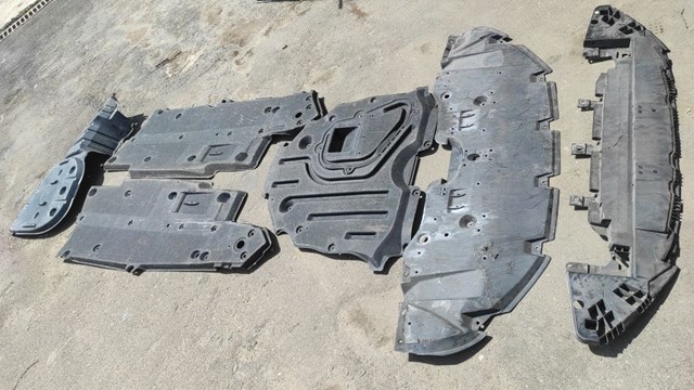 Kierownica powietrza (deflektor) chłodnicy 5144133250 Toyota