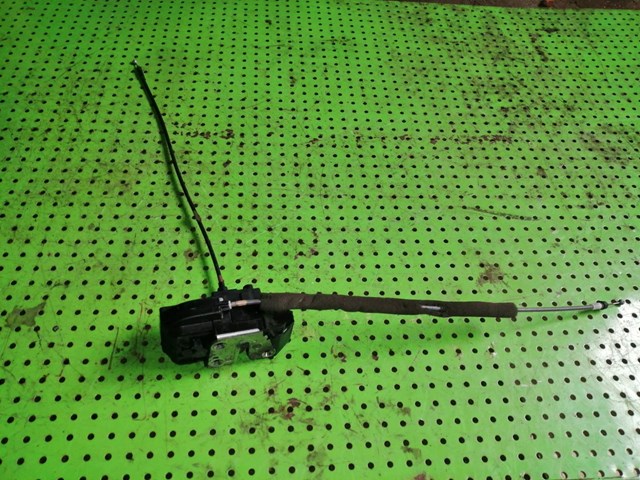 Do koszyka Zamek drzwi tylnych prawych Nissan Note  E11