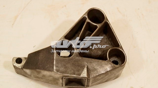 Poduszka (podpora) silnika prawa 8200437464 Renault (RVI)