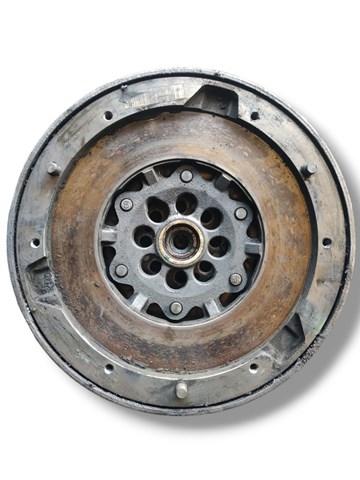 Do koszyka 21217577479 BMW Koło zamachowe silnika