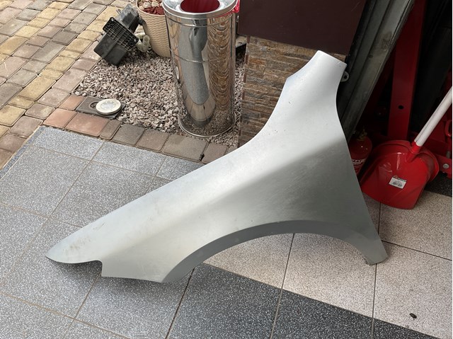 Błotnik przedni lewy 3T0821021 VAG