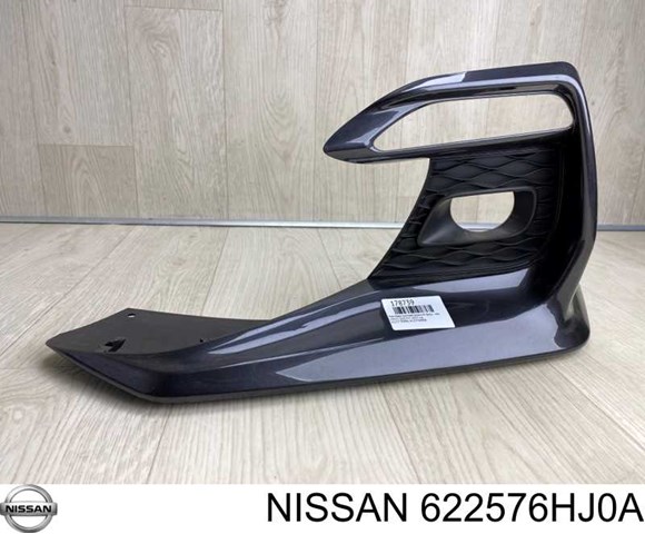 622576HJ0A Nissan/Infiniti Obrzeże lampy przeciwmgielnej