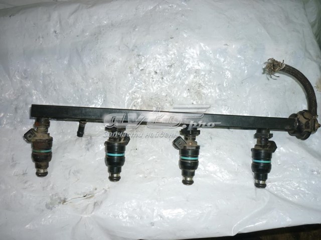 Wtryskiwacz paliwa BMW 1731357 cena, od 47,55 USD