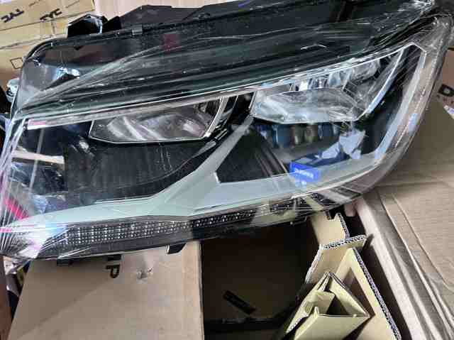 44111AWLMLDEM2 Depo/Loro/Abakus Reflektor lewy