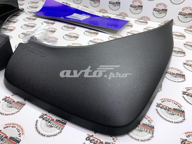 Chlapacze tylne, komplet Volvo XC90 2