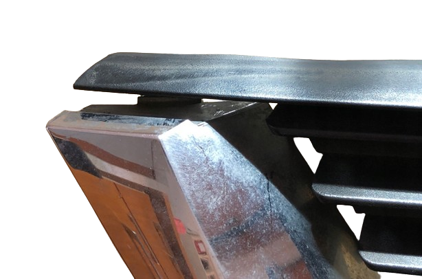 Atrapa chłodnicy General Motors 90505722 cena, od 28,50 USD