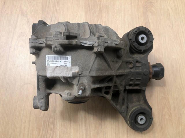 Do koszyka LR039509 Land Rover Reduktor mostu tylnego