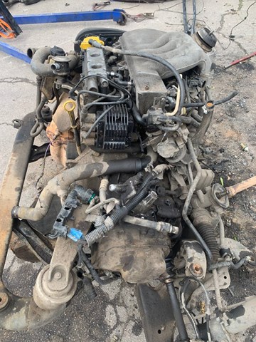 Silnik w komplecie do Opel Astra F 53, 54, 58, 59