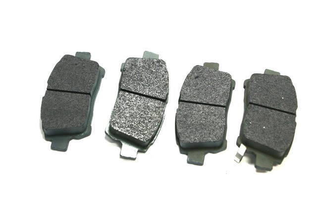 Klocki hamulcowe przednie tarczowe Geely 1064002557 cena, od 13,43 USD