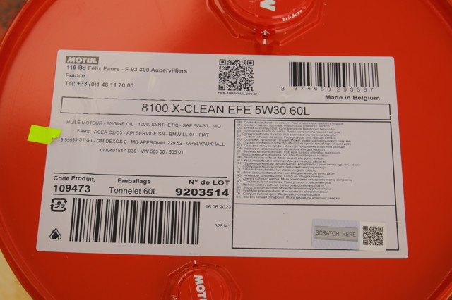 Olej do silnika 814061 Motul