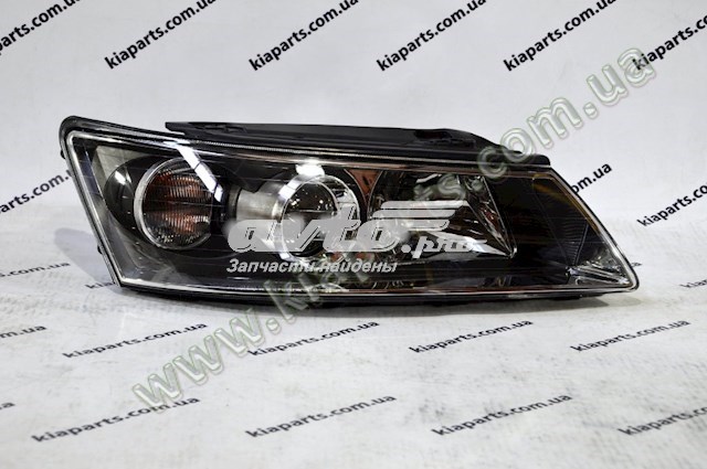 Reflektor prawy Hyundai/Kia 921023K020 cena, od 171,11 USD