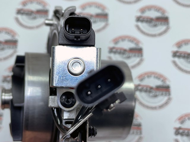  Land Rover LR116736