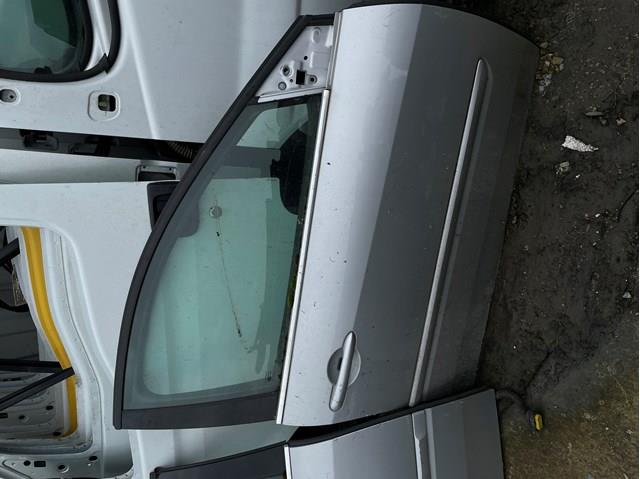 Drzwi przednie prawe do Renault Laguna III BT0, BT1