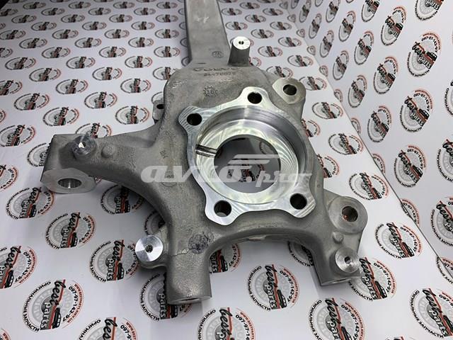 Czop (zwrotnica) przedni prawy 31476879 Volvo