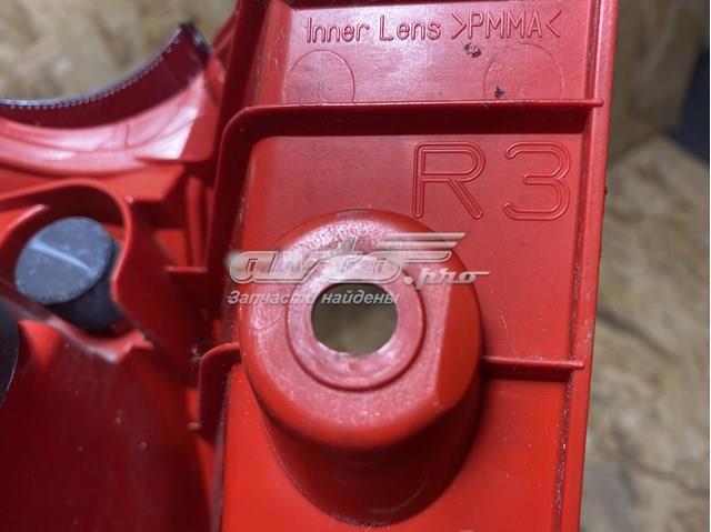 Lampa zespolona tylna prawa wewnętrzna 8155602730 Toyota