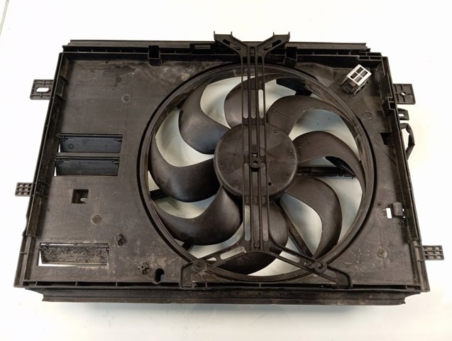 Dyfuzor chłodnicy, w komplecie z silnikiem i wirnikiem Opel 9832930080 cena, od 147,85 USD