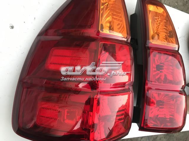 Lampa zespolona tylna lewa 8156160650 Toyota
