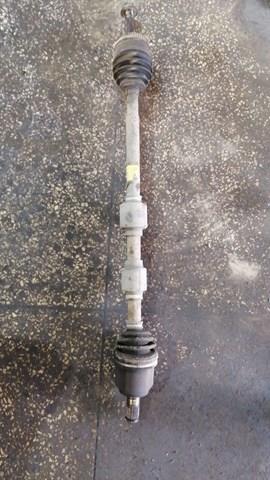 Półoś napędowa przednia prawa 495013S251 Hyundai/Kia