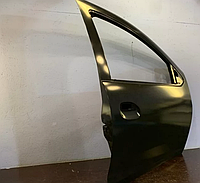 Drzwi przednie prawe do Dacia Duster  HM