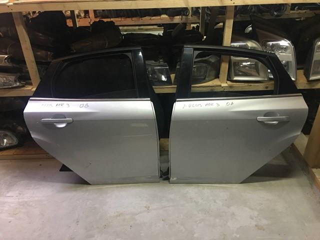 Do koszyka Drzwi tylne lewe Ford Focus III CB8