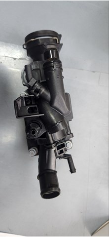  Obudowa termostatu Ford Focus 4