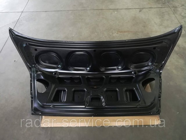 Do koszyka Klapa bagażnika Daewoo Lanos  KLAT