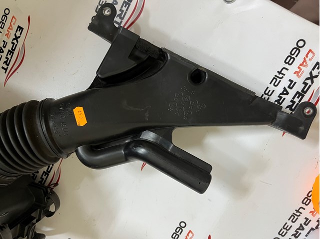  Wlot powietrza do filtra powietrza Lexus RX 