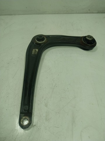 Wahacz zawieszenia przedniego dolny prawy 9816863580 Peugeot/Citroen