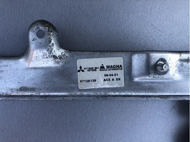  Mechanizm podnoszenia szyby drzwi przednich prawych Mitsubishi Colt 6