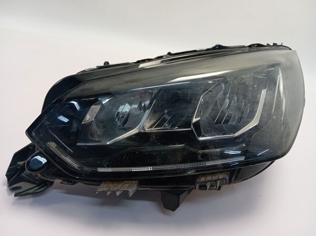 Reflektor lewy Peugeot/Citroen 9833036380 cena, od 161,21 USD