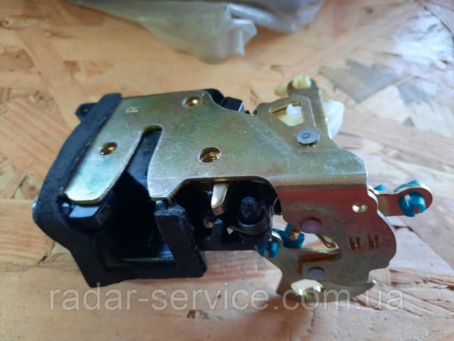 96305418 General Motors Zamek drzwi przednich prawych