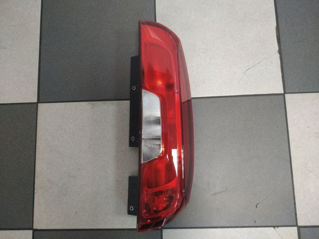 Do koszyka 52044715 Fiat/Alfa/Lancia Lampa zespolona tylna prawa