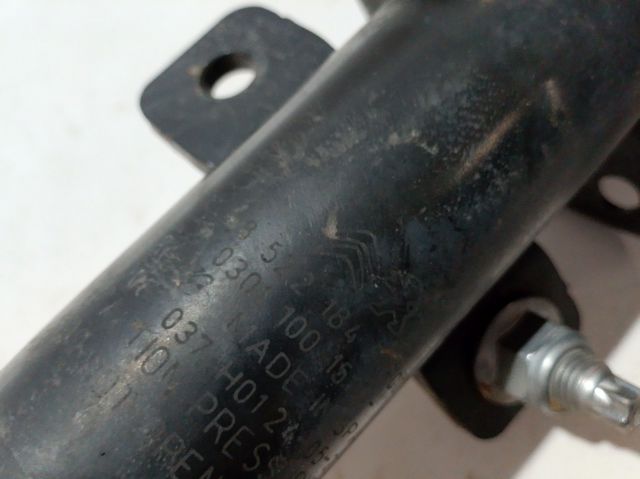 Amortyzator przedni Peugeot/Citroen 9852218480 cena, od 136,21 USD