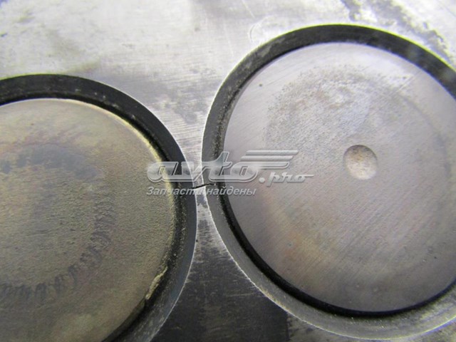 Głowica cylindrów VAG 074103351D cena, od 670,54 USD