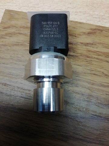 Czujnik ciśnienia bezwzględnego klimatyzacji VAG 5Q0959126B cena, od 31,37 USD