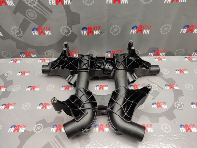 LR004046 Land Rover Kolektor ssący