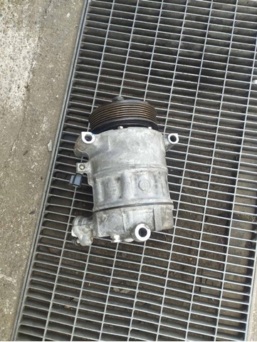 Sprężarka klimatyzacji Ford AM5N19D629AA cena, od 242,73 USD