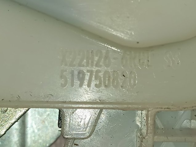 Zamek drzwi przednich lewych 51975082 Fiat/Alfa/Lancia