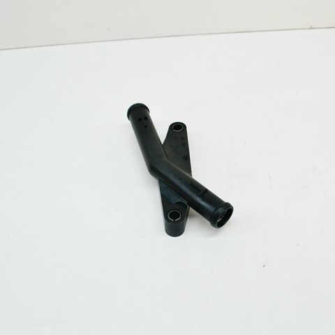 03L121131K VAG Kołnierz układu chłodzenia (trójnik)