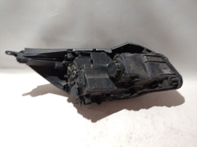 Reflektor prawy Hyundai/Kia 92102C5030 cena, od 508,30 USD