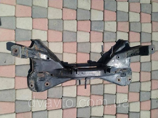 Korpus osi przedniej do Mitsubishi Carisma  DA