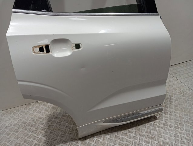 Drzwi tylne prawe Volvo 32399082 cena, od 1249,68 USD