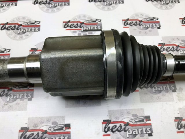 Półoś napędowa przednia prawa Land Rover LR092738 cena, od 335,29 USD