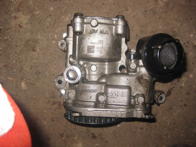 04L145208AA VAG Pompa oleju