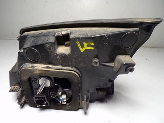 Lampa zespolona tylna lewa wewnętrzna Peugeot/Citroen 9811027880 cena, od 187,28 USD