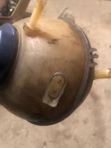 1J0121403A VAG Zbiorniczek wyrównawczy układu chłodzenia