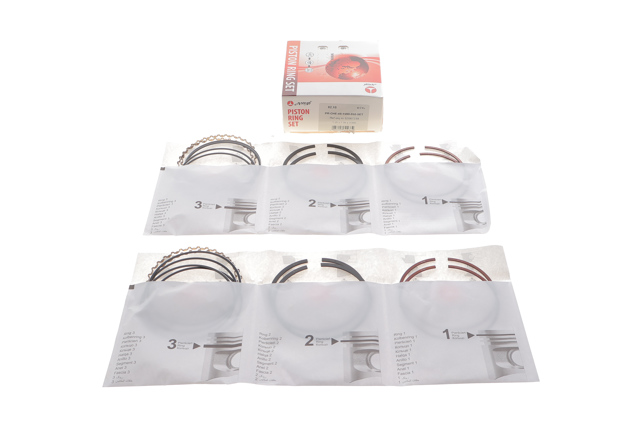 Pierścienie tłokowe komplet na silnik, 2. naprawa (+0,50) AMP/Paradowscy PRCHE491590050SET cena, od 32,67 USD