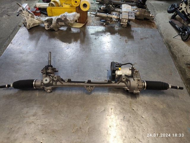 Listwa kierownicza (maglownica) 30670580 Volvo