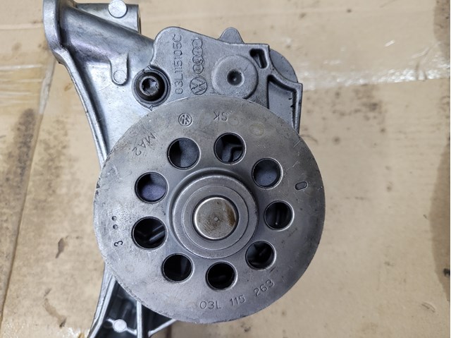 Pompa oleju 8000027 Ford